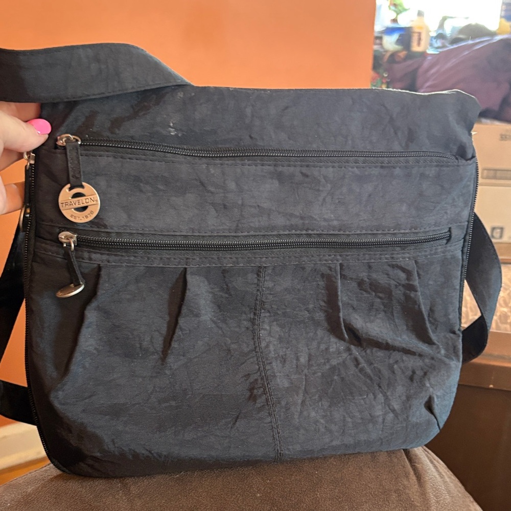 Travelon Black Crossbody Bag